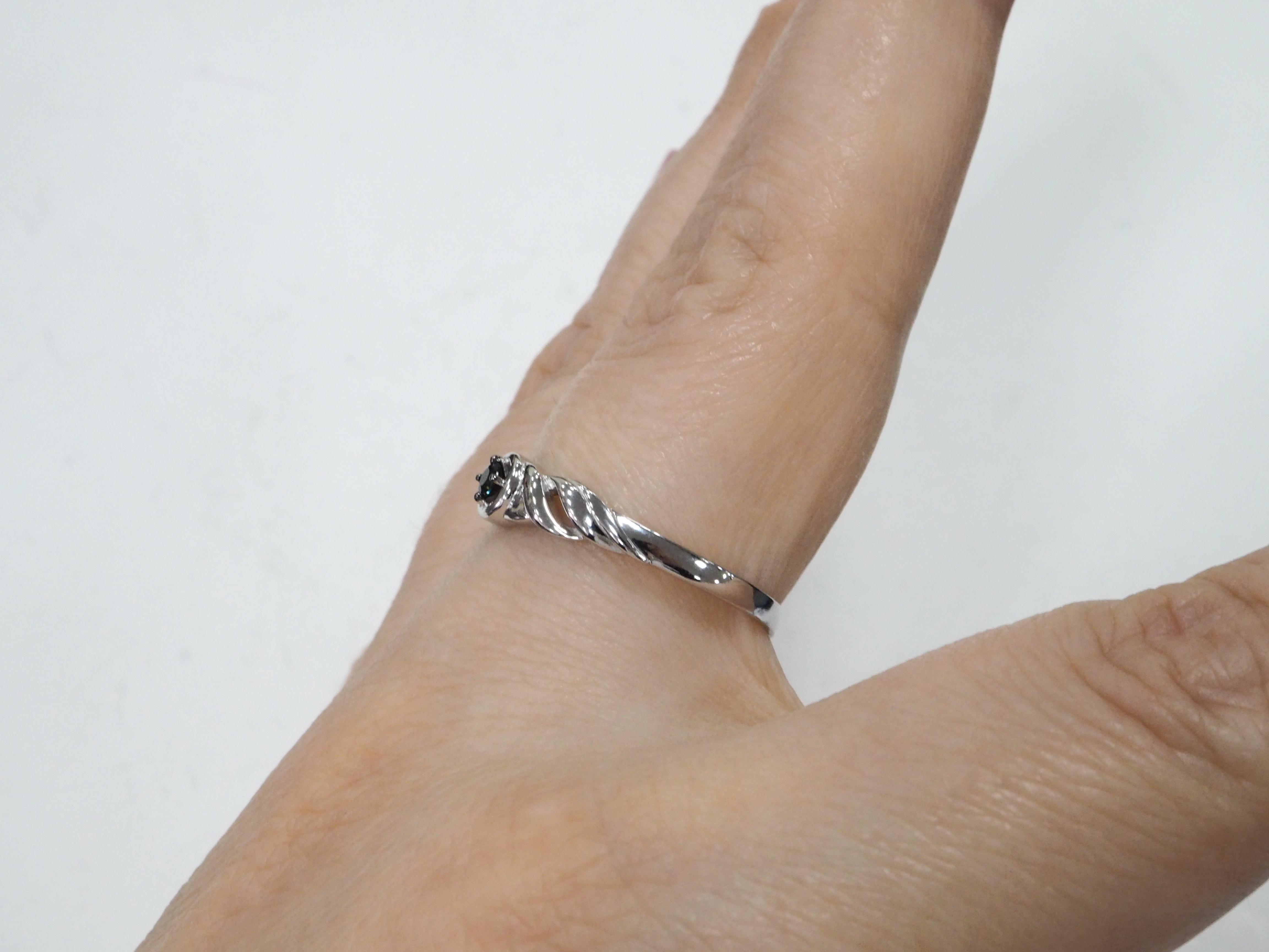 Серебряное кольцо с сапфиром
